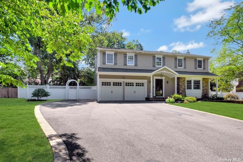 #1 photo, 5 Cathy Court, سوفولك Nesconset , NY 11767