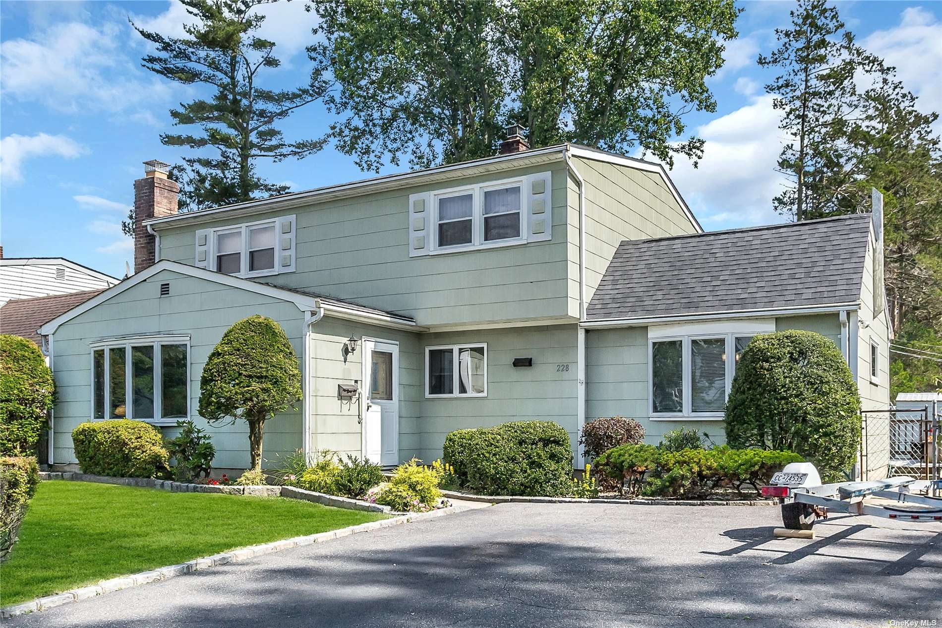 #1 photo, 228 Orchid Road, 長島 Levittown , NY 11756