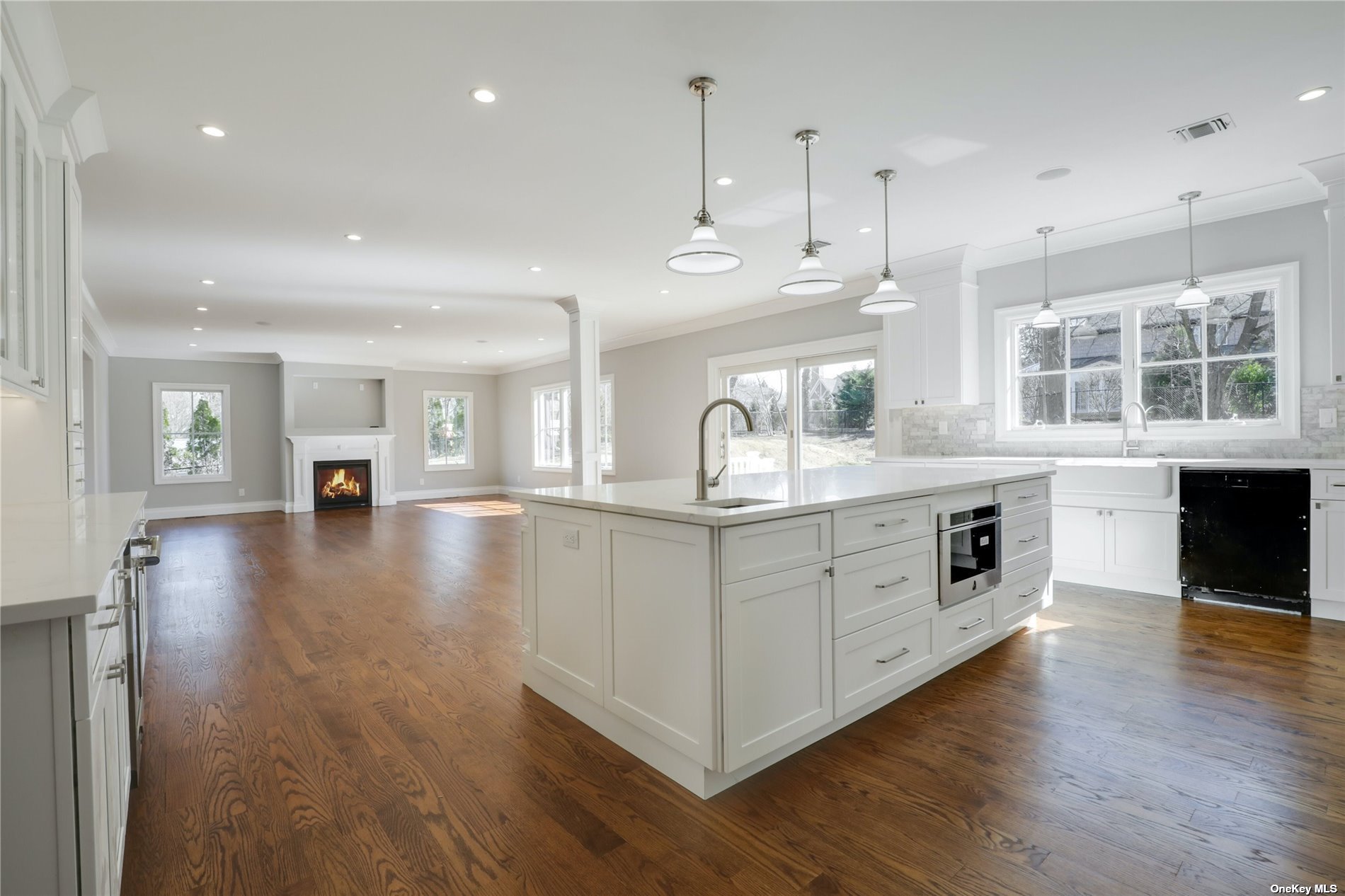 #1 photo, 150 Circle Drive, 长岛 曼哈塞特 Manhasset , NY 11030