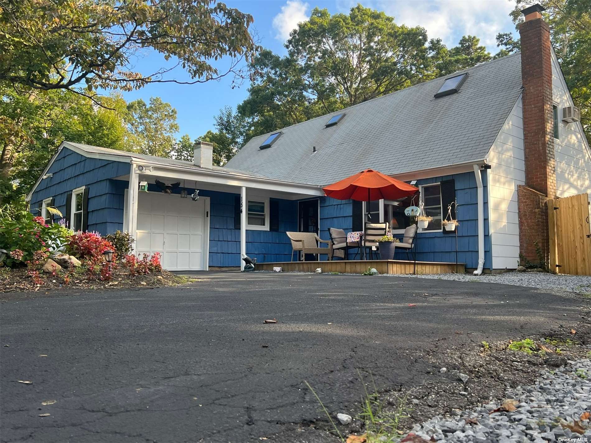 #1 photo, 154 Woodland Avenue, سوفولك Central Islip , NY 11722