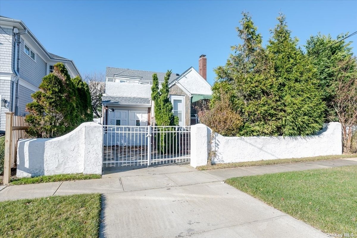 #1 photo, 53 Vernon Avenue, Atlantic Beach , NY 11509