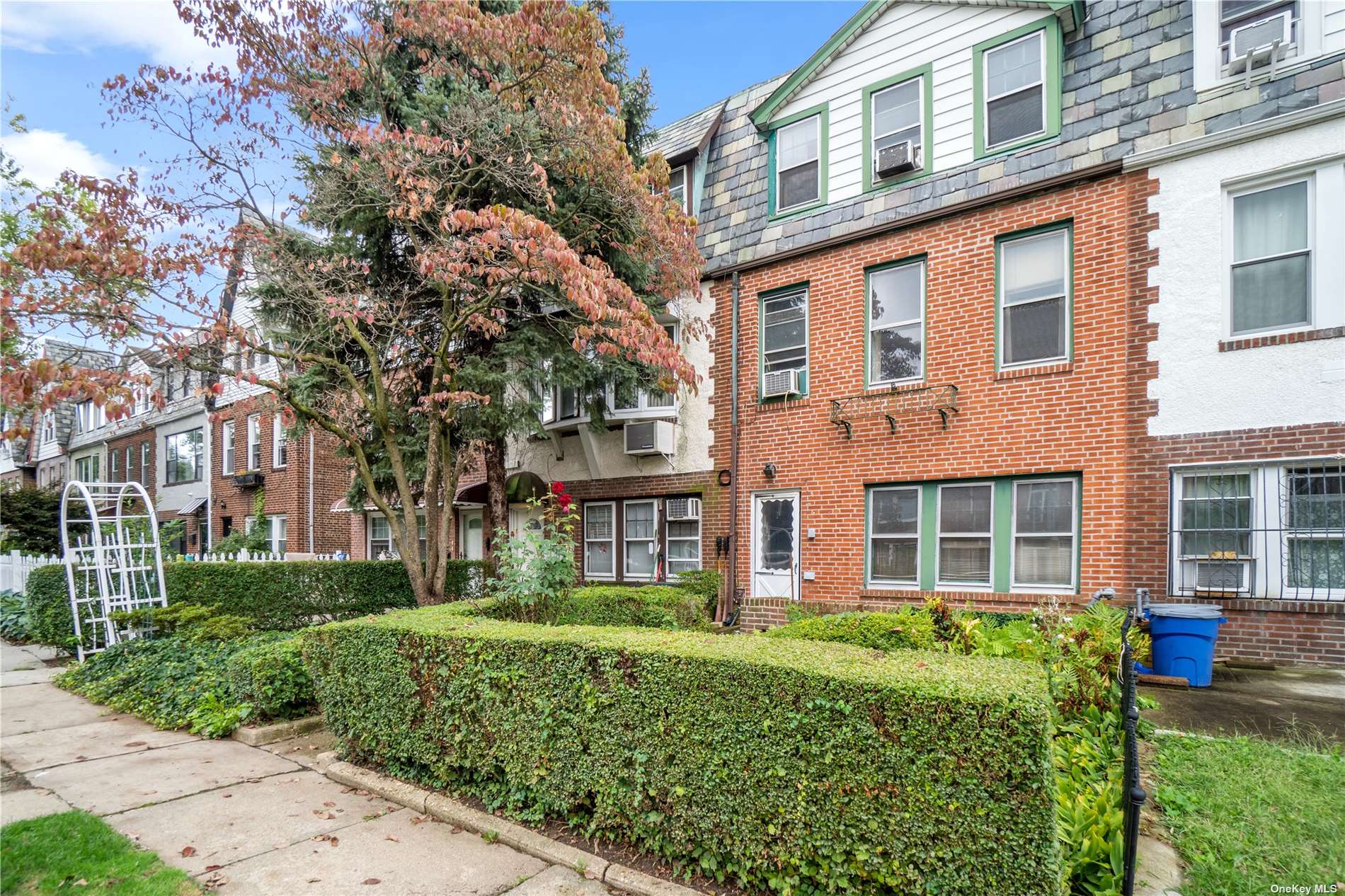 #1 photo, 68-18 Clyde Street, 皇后區 森林小丘 Forest Hills , NY 11375