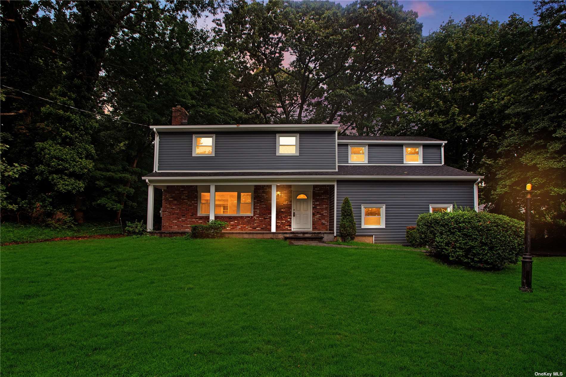 #1 photo, 3 Derby Drive, 東長島 Stony Brook , NY 11790