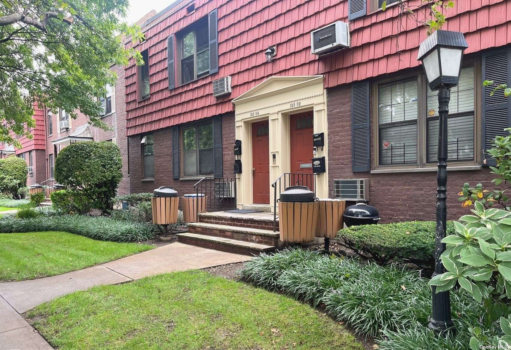 #1 photo, 135-04 Jewel Avenue, 法拉盛 Flushing , NY 11367