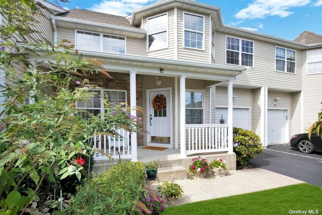 #1 photo, 67 Meadow Pond Circle, 東長島 Miller Place , NY 11764