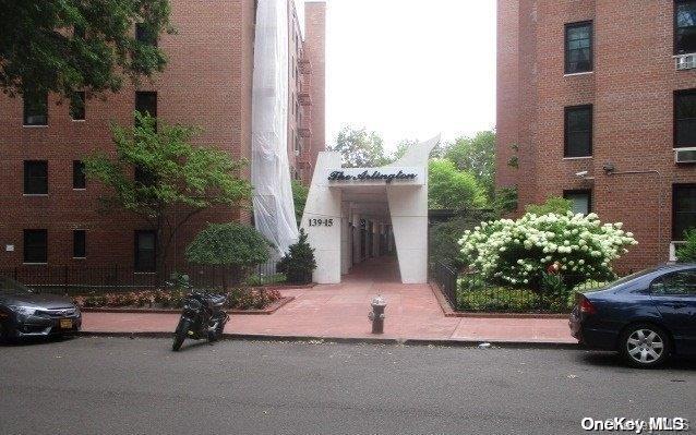 #1 photo, 139-15 83 Ave, 皇后區 Briarwood , NY 11435