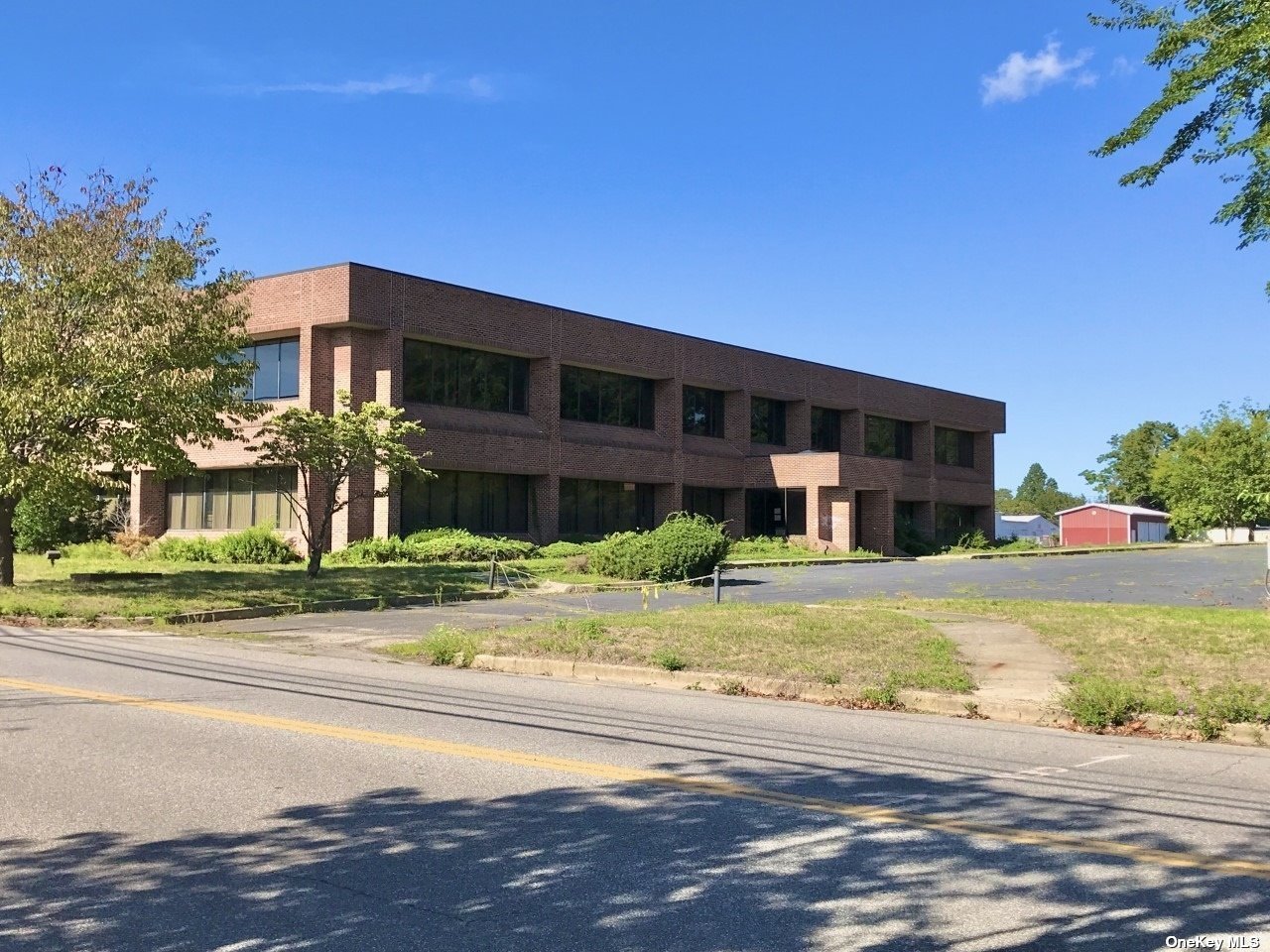 #1 photo, 1400 Youngs Avenue, 东长岛 Southold , NY 11971