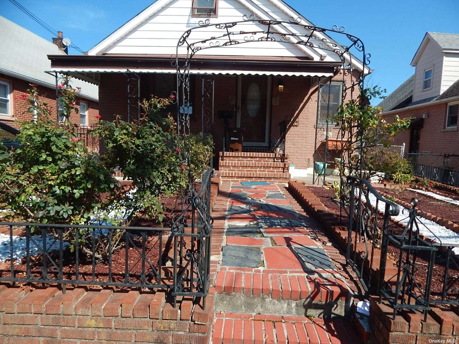 #1 photo, 29-23 201st Street, কুইন্‌স Flushing , NY 11360