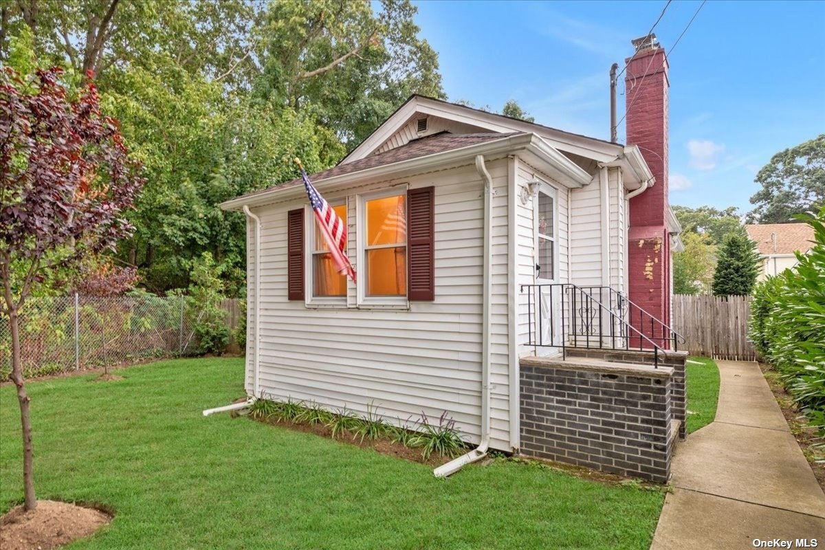 #1 photo, 650 Lincoln Place, ナッソー郡 West Hempstead , NY 11552