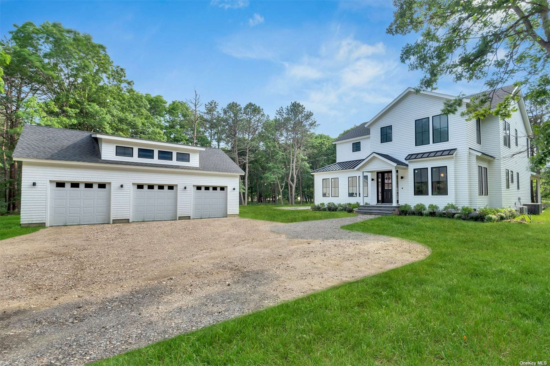 #1 photo, 97 N Summit Boulevard, 東長島 汉普顿 Westhampton , NY 11977