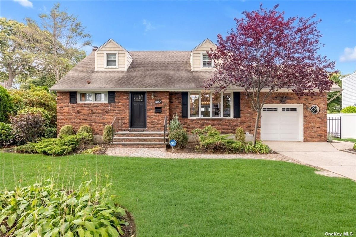 #1 photo, 1863 Gormley Avenue, ナッソー郡 Merrick , NY 11566