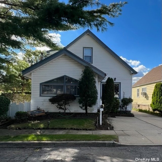 #1 photo, 22 Palmer Place, 長島 Valley Stream , NY 11580