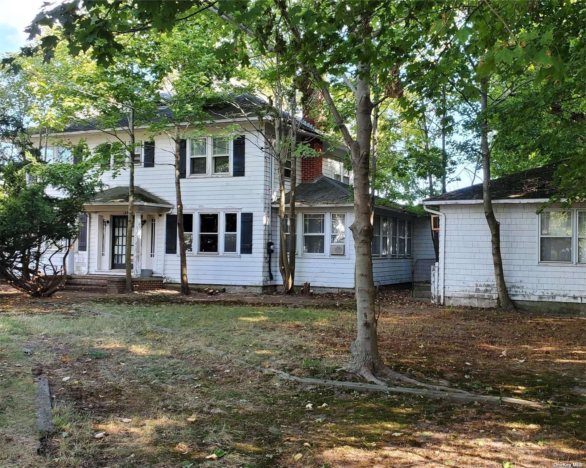 #1 photo, 109-113 Hubbard Avenue, 東長島 Riverhead , NY 11901