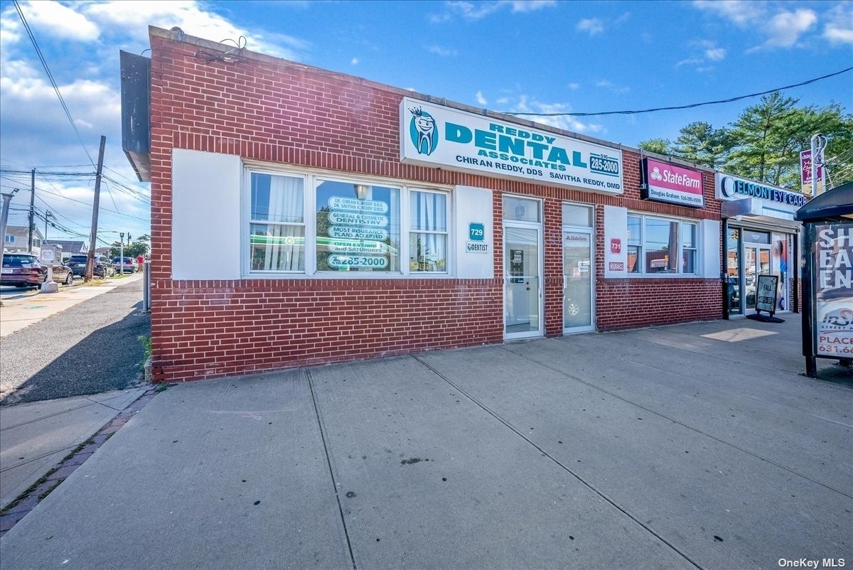 #1 photo, 729 Elmont Road, מחוז נסאו Elmont , NY 11003