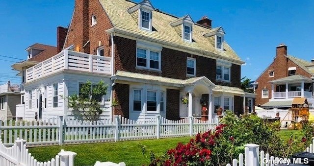 #1 photo, 190 Beach 134th Street, 皇后区 Belle Harbor , NY 11694