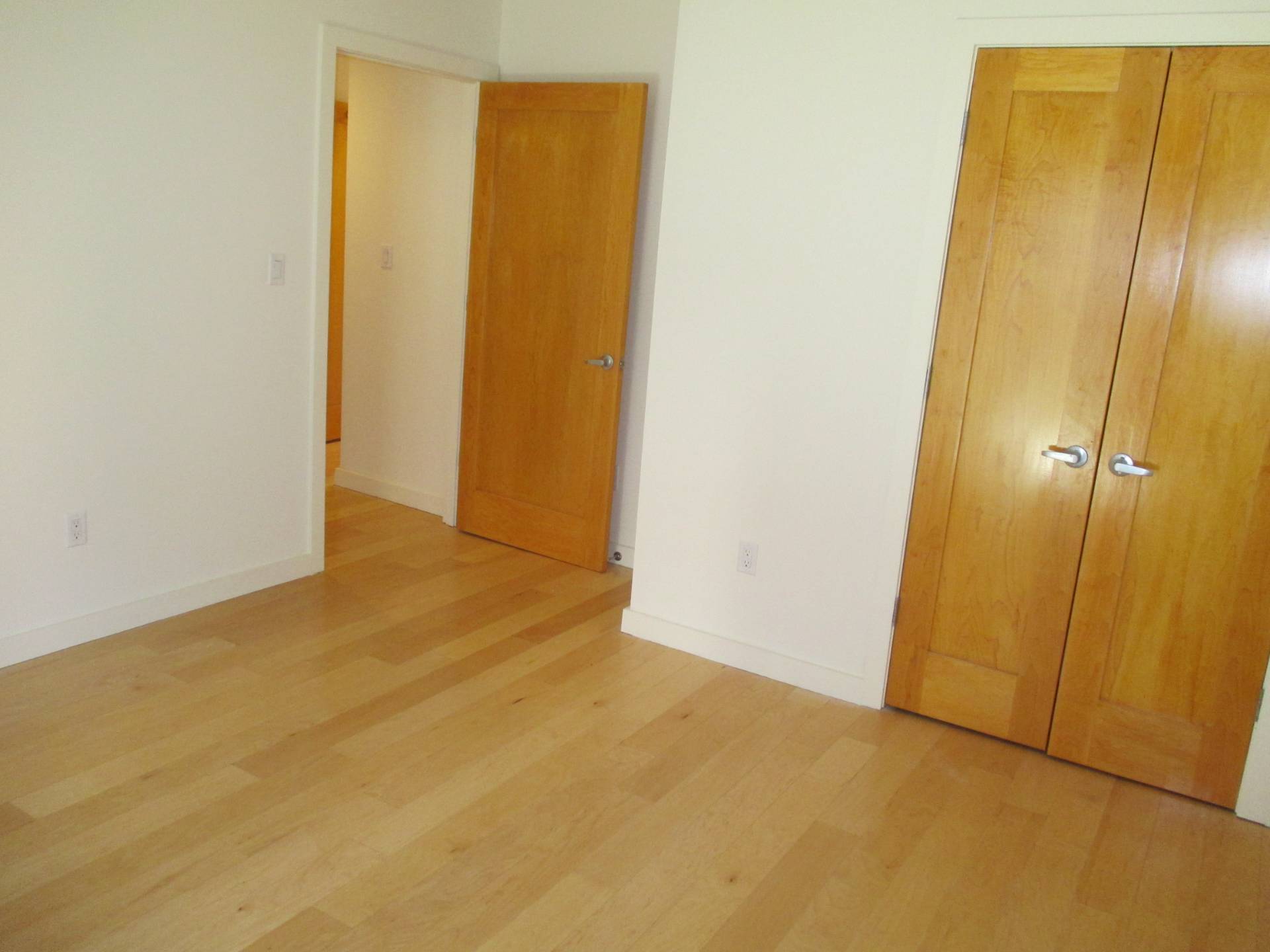 #4 photo, Shore Road 2 bedroom, ブルックリン区 Fort Hamilton , NY 11209