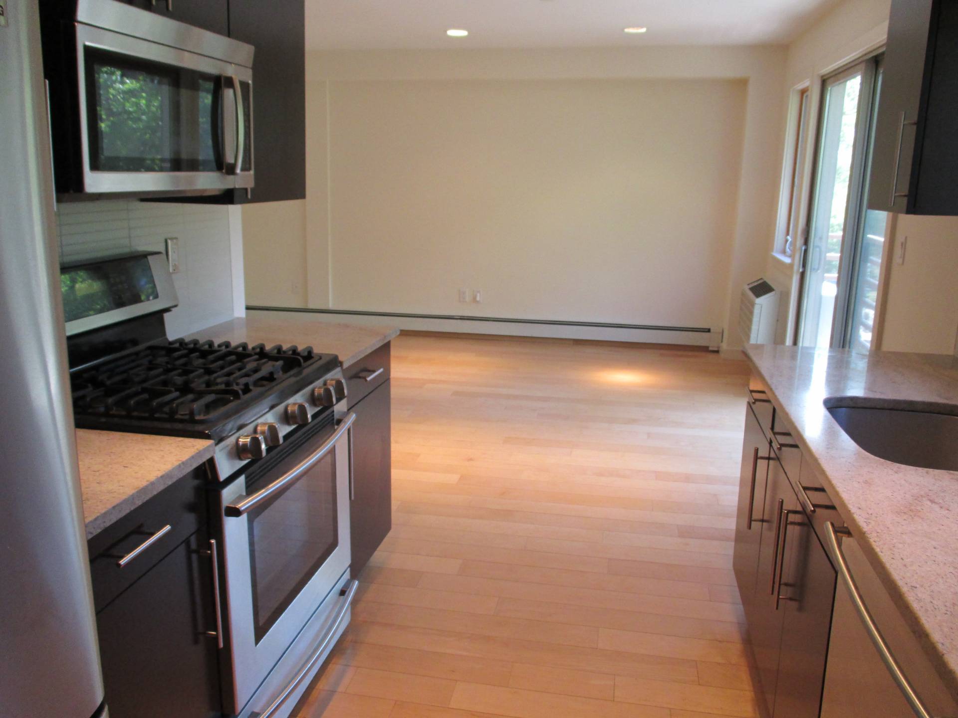 #8 photo, Shore Road 2 bedroom, ブルックリン区 Fort Hamilton , NY 11209