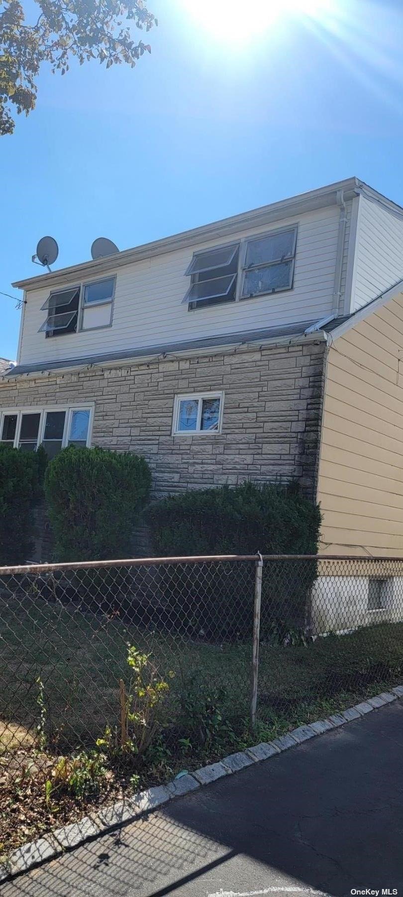 #1 photo, 521 N 7th Street, 長島 New Hyde Park , NY 11040