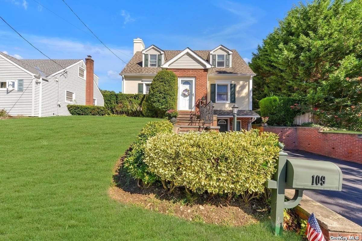 #1 photo, 109 Robinson Avenue, 長島 格崙科夫 Glen Cove , NY 11542