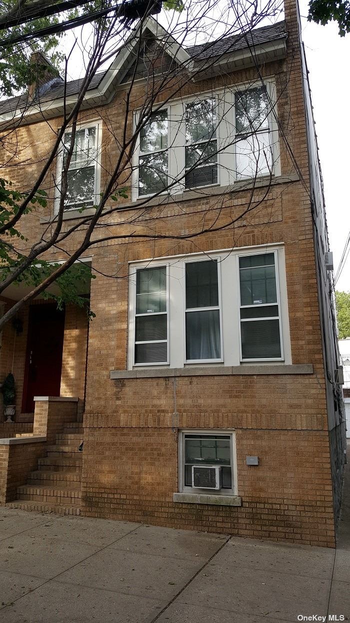 #1 photo, 69-23 62nd Street, 皇后区 Glendale , NY 11385