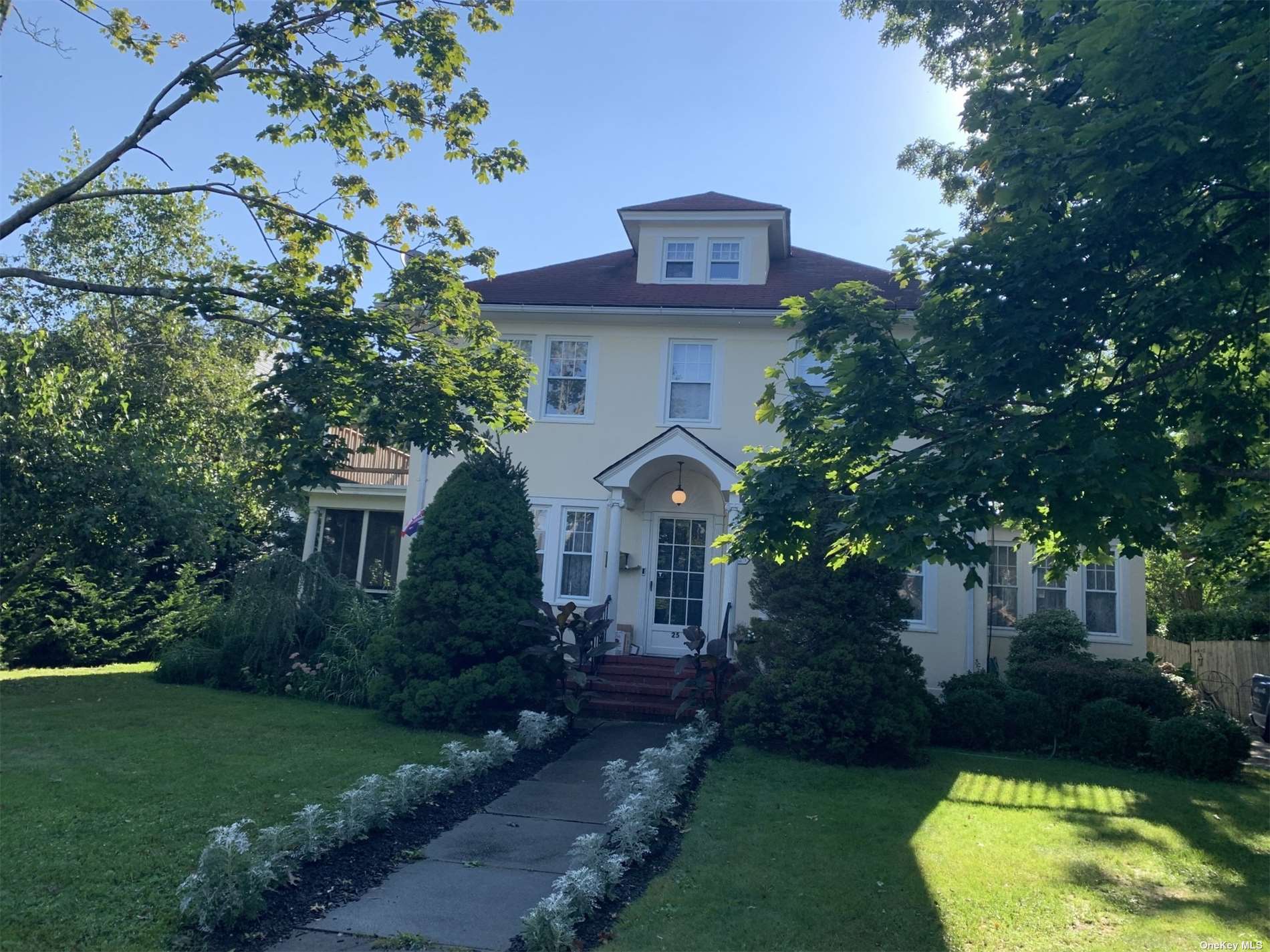 #1 photo, 25 Bayview Avenue, 東長島 艾斯利普 Islip , NY 11751