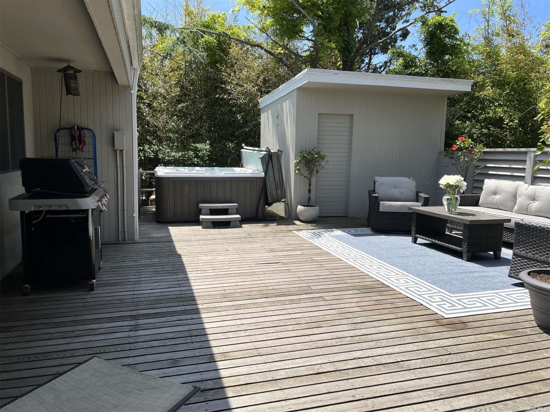 #7 photo, 37 Kelp Walk, Seaview , NY 11770