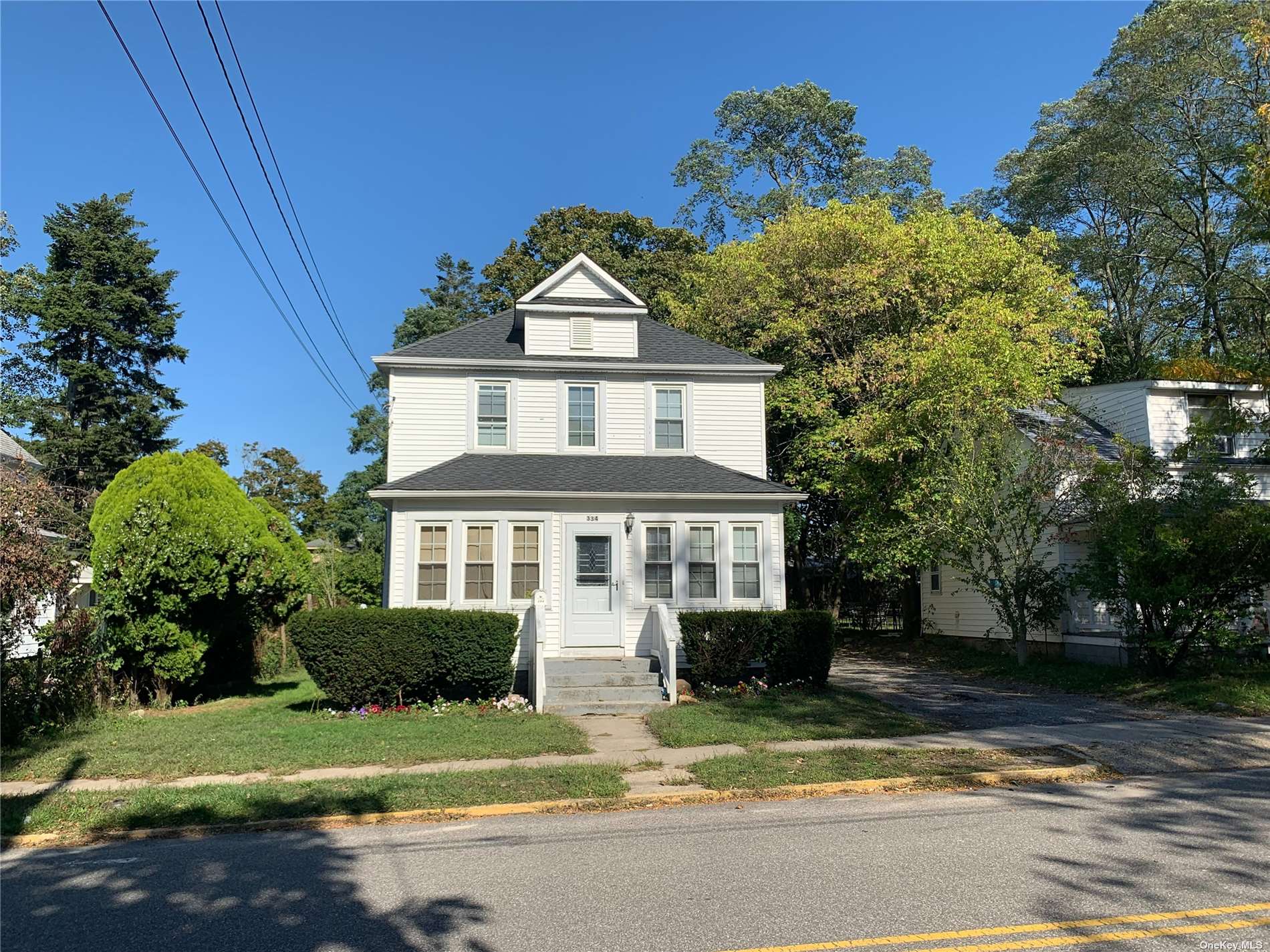 #1 photo, 334 Maple Avenue, 東長島 Riverhead , NY 11901