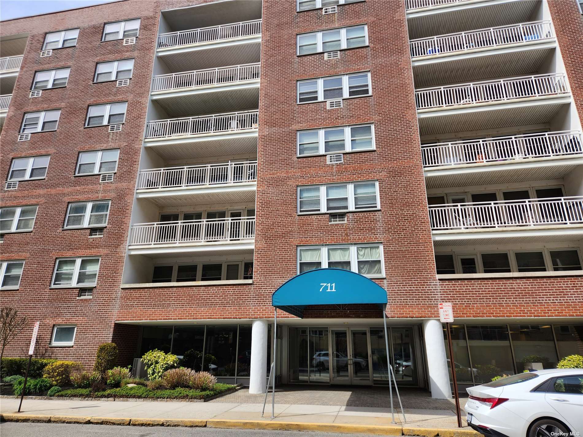 #1 photo, 711 Shore Road, 長島 長灘 Long Beach , NY 11561