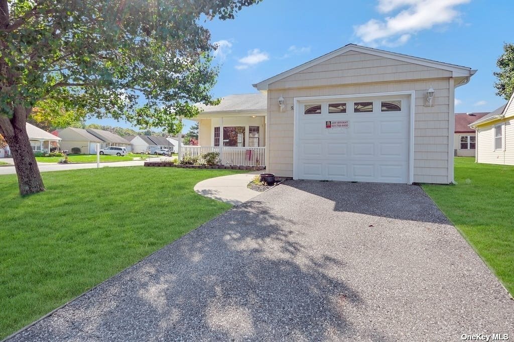 #1 photo, 125 Wesleyan Lane, 東長島 Ridge , NY 11961