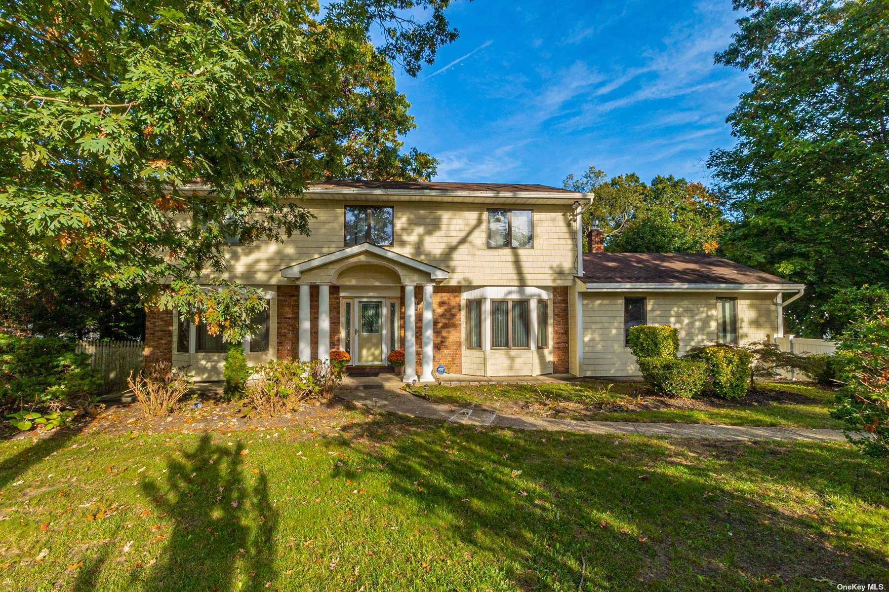 #1 photo, 119 Rustic Road, Саффолк ‖ Centereach , NY 11720