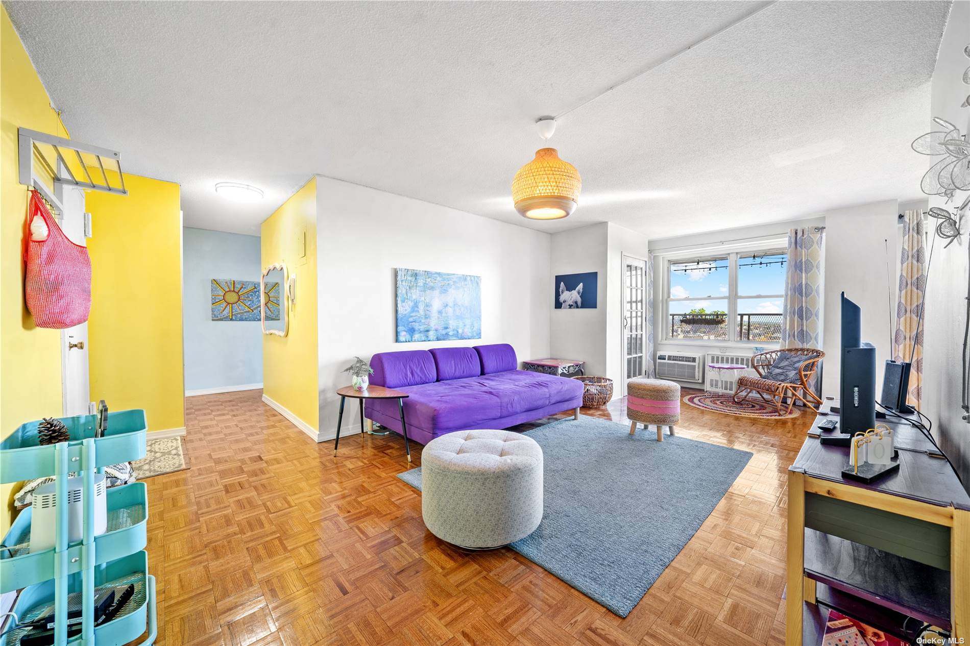 #1 photo, 2550 Olinville Ave, 布朗士 Allerville Arms , NY 10467