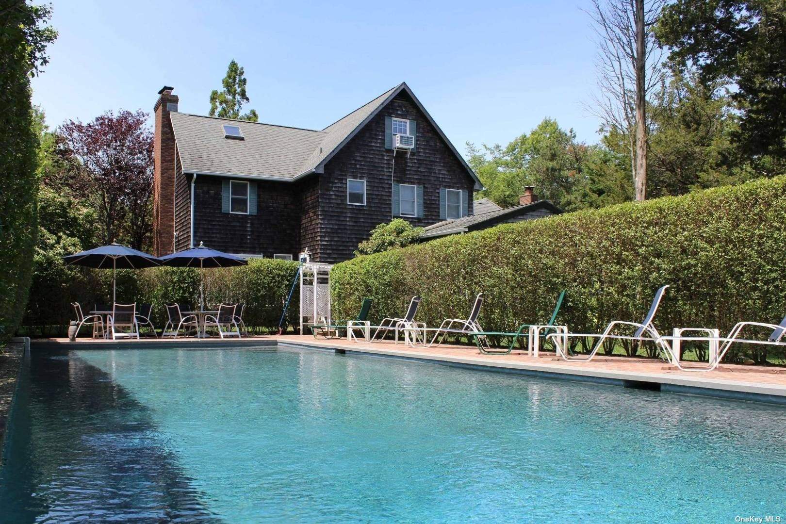 #1 photo, 14 Hedge Row Lane, 東長島 汉普顿 East Hampton , NY 11937