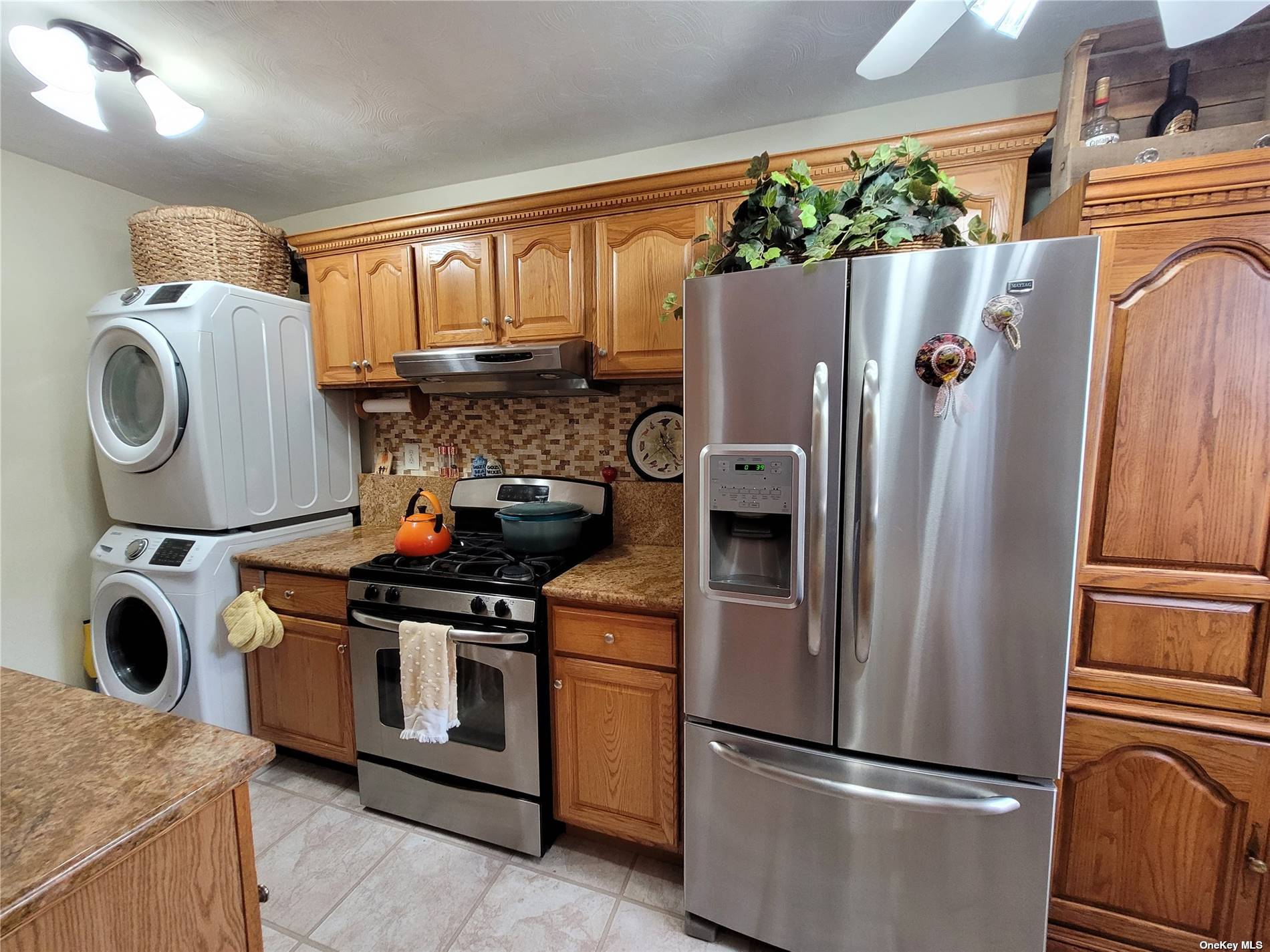 #1 photo, 160-46 17 Avenue, 皇后區 白石鎮 Whitestone , NY 11357