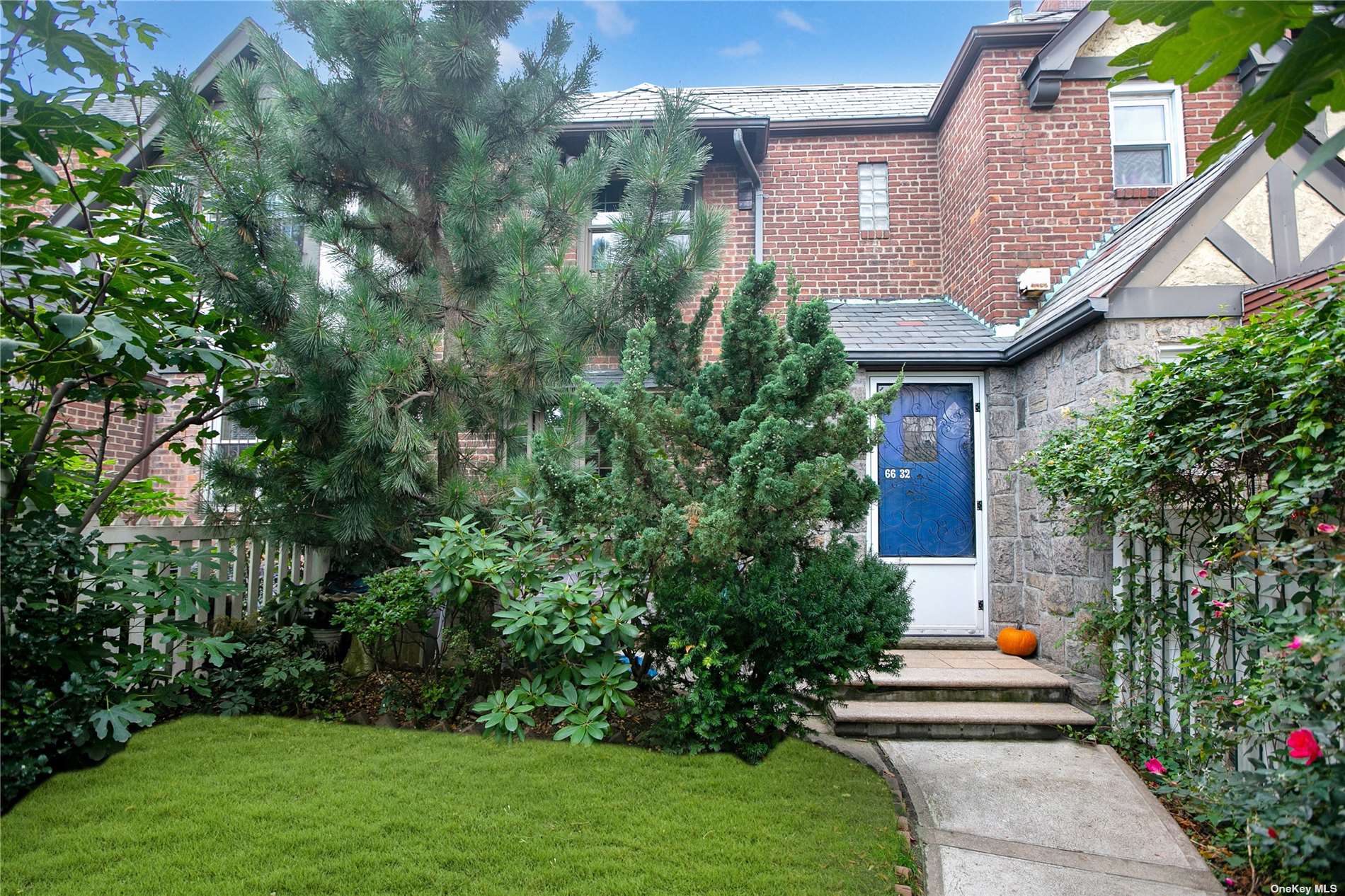 #1 photo, 66-32 Wetherole Street, 皇后區 雷哥公園 Rego Park , NY 11374