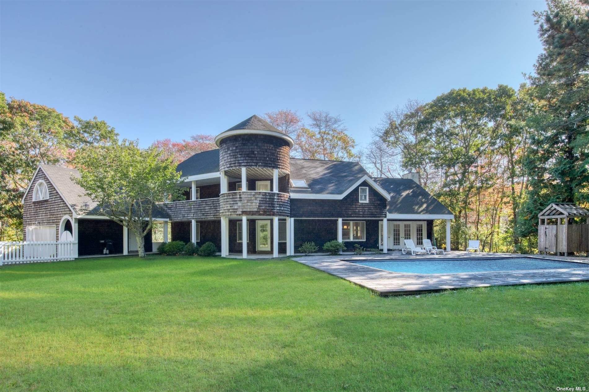 #1 photo, 165 Old Meeting House Road, 東長島 汉普顿 Westhampton Beach , NY 11978