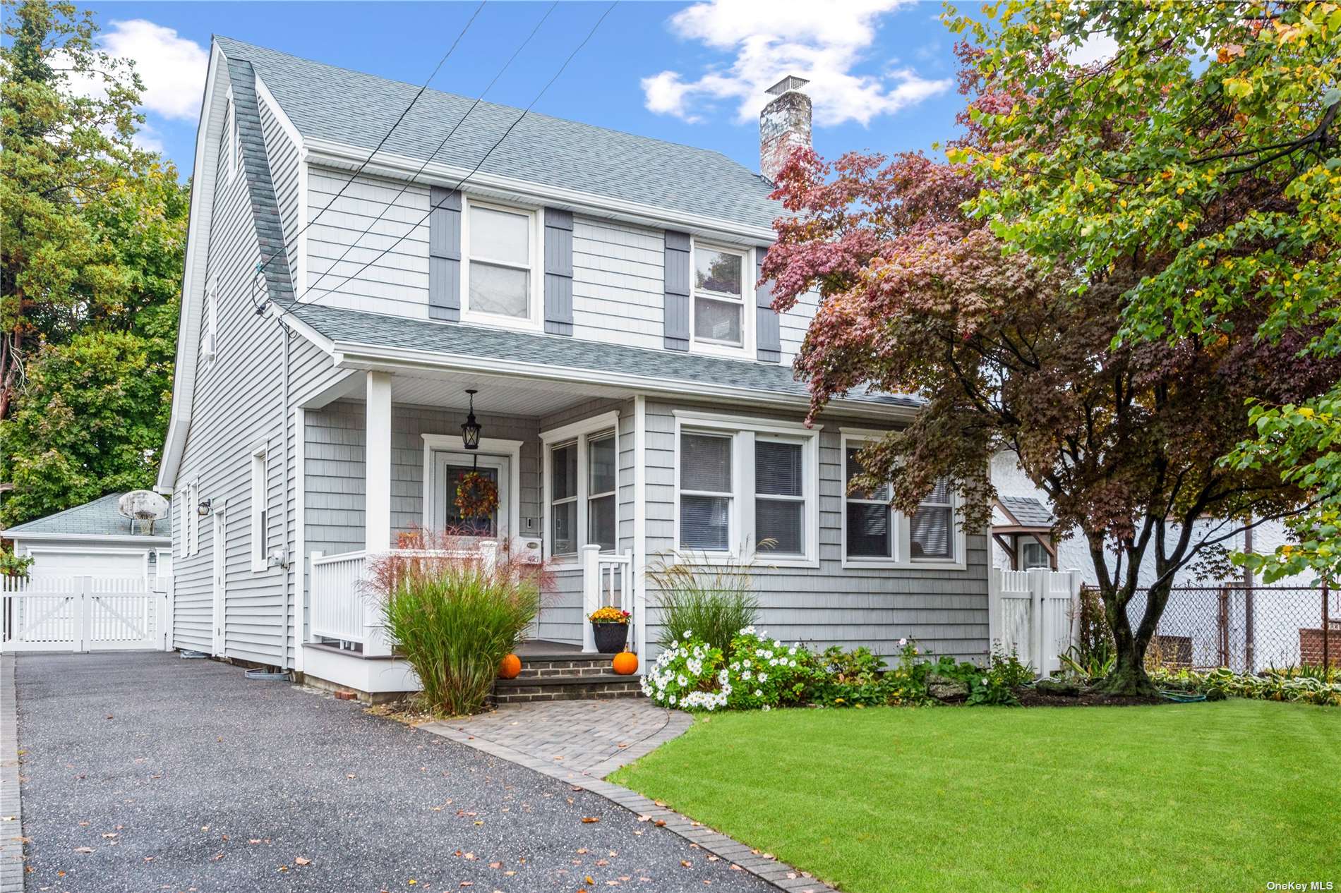 #1 photo, 421 Chestnut Street, West Hempstead , NY 11552