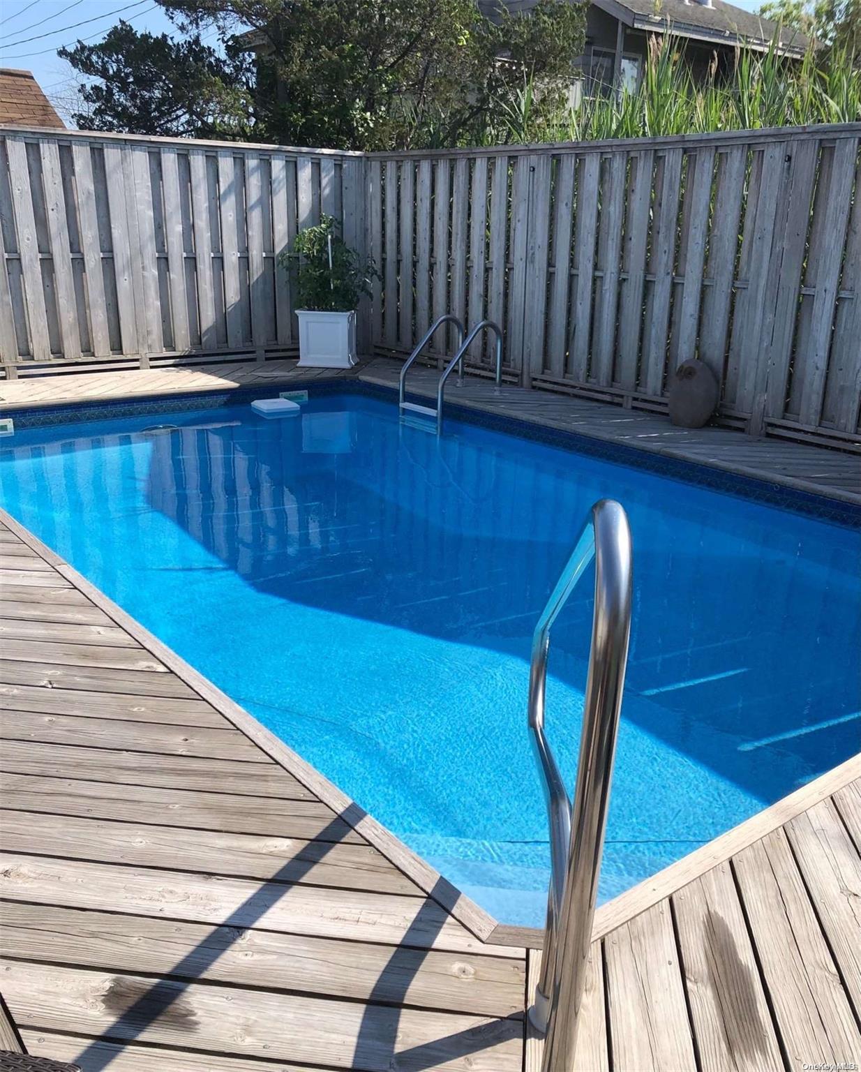 #16 photo, 647 Ocean Breeze, Ocean Beach , NY 11770