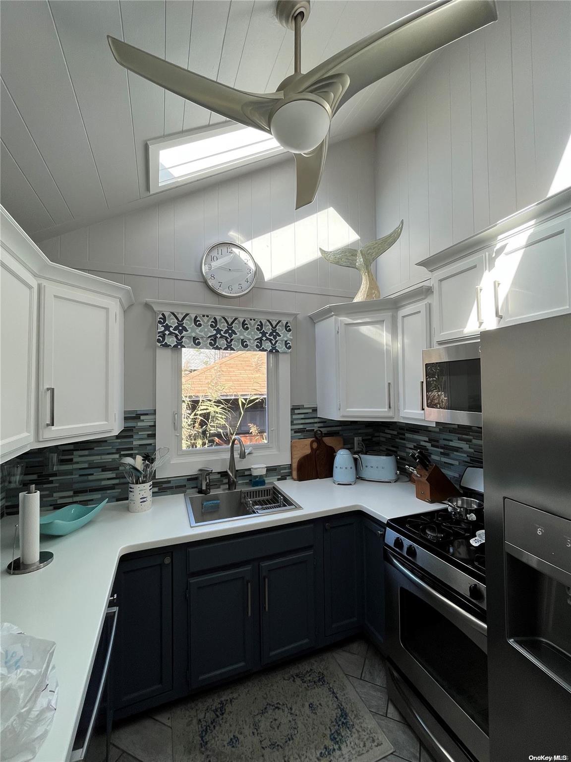 #7 photo, 647 Ocean Breeze, Ocean Beach , NY 11770