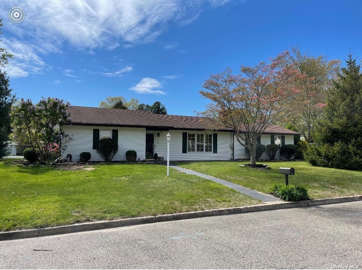 #1 photo, 12 Hawthorne Street, 東長島 Mount Sinai , NY 11766