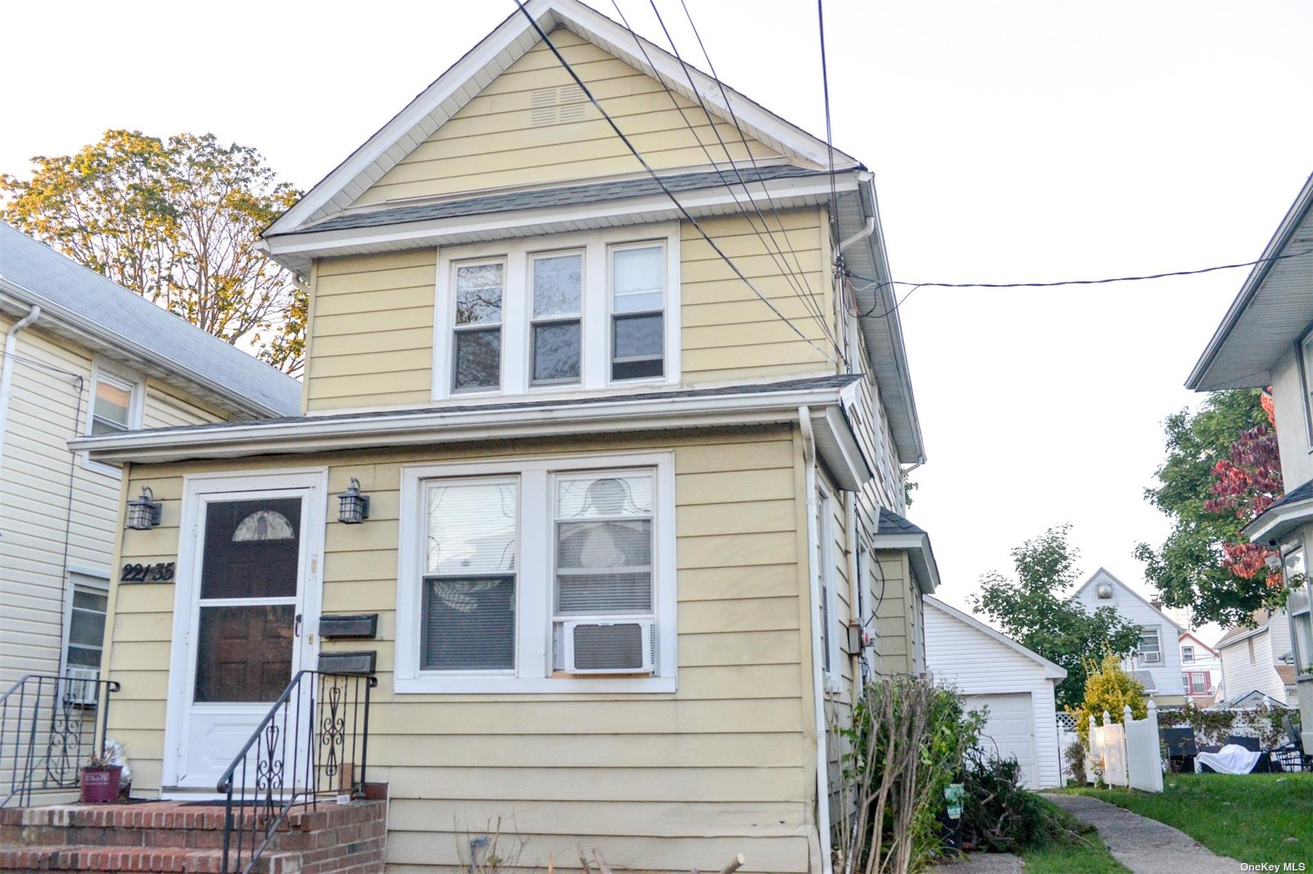 #1 photo, 221-35 Edmore Avenue, 뉴욕퀸즈 Queens Village , NY 11428