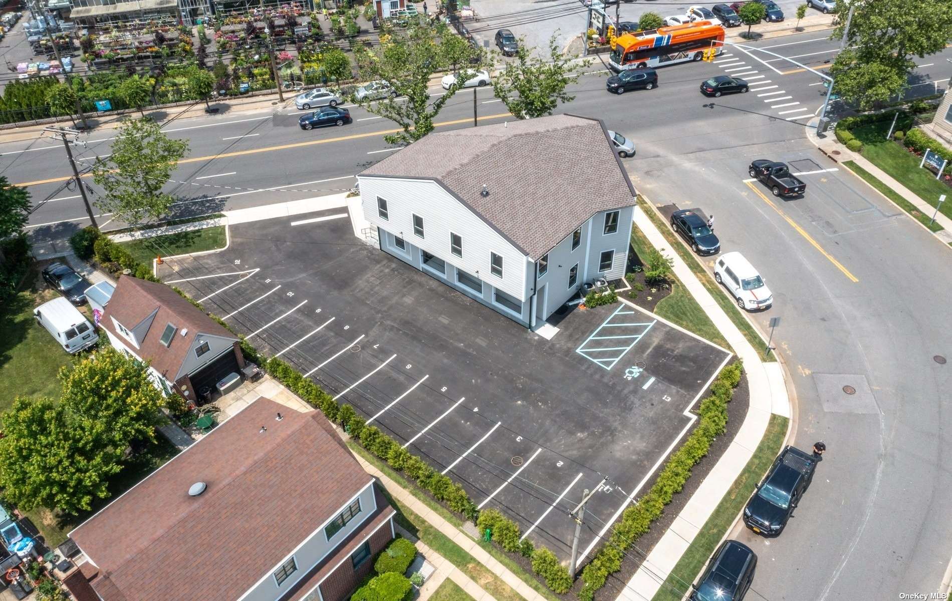 #1 photo, 441 Franklin Avenue, 长岛 Franklin Square , NY 11010