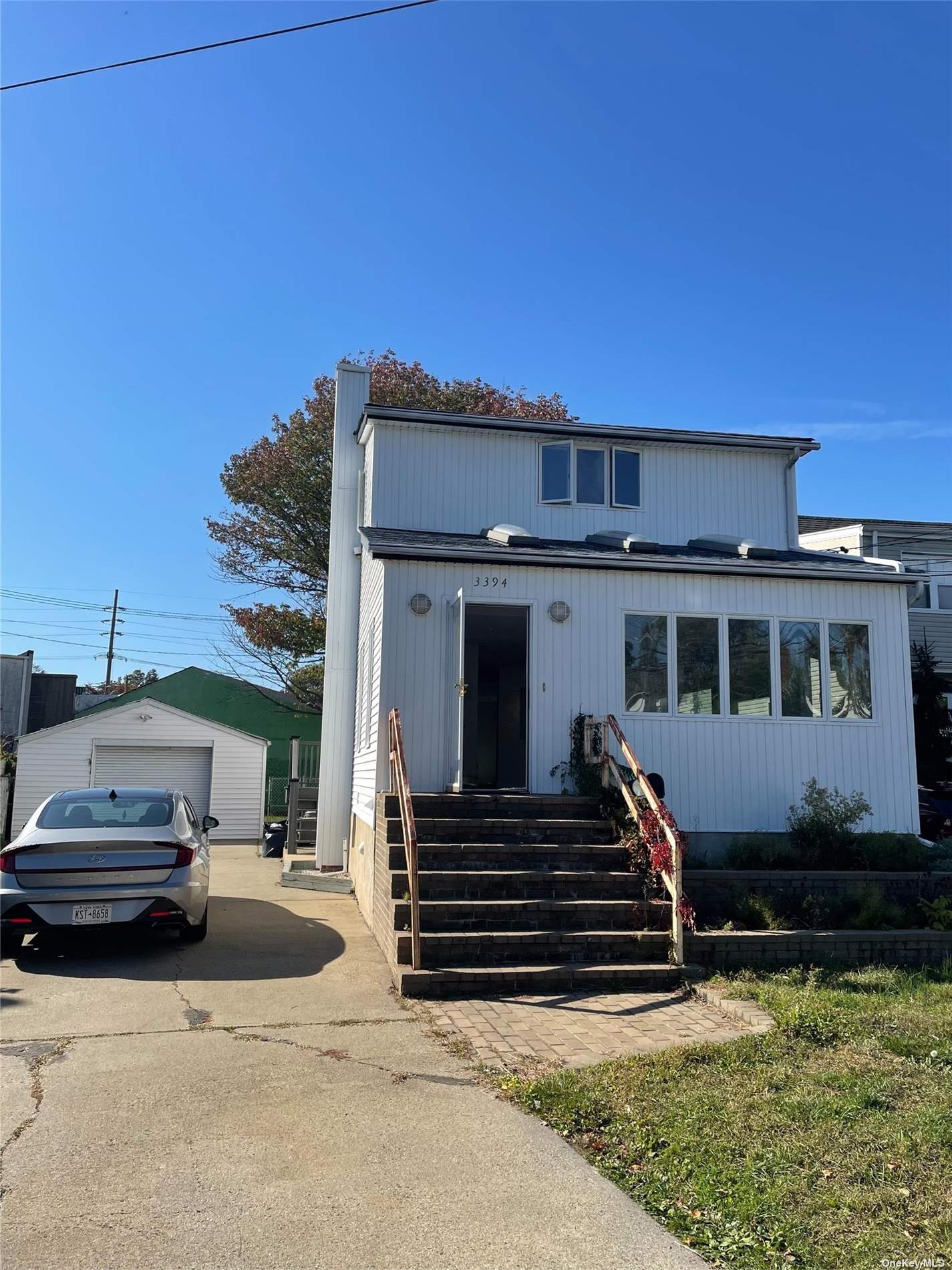 #1 photo, 3394 5th Street, 長島 Oceanside , NY 11572