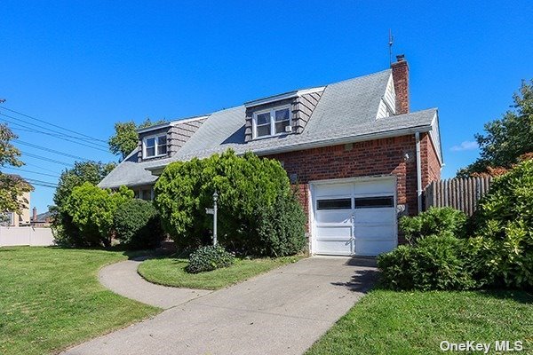 #1 photo, 222-04 39 Avenue, 皇后区 贝塞 Bayside , NY 11361