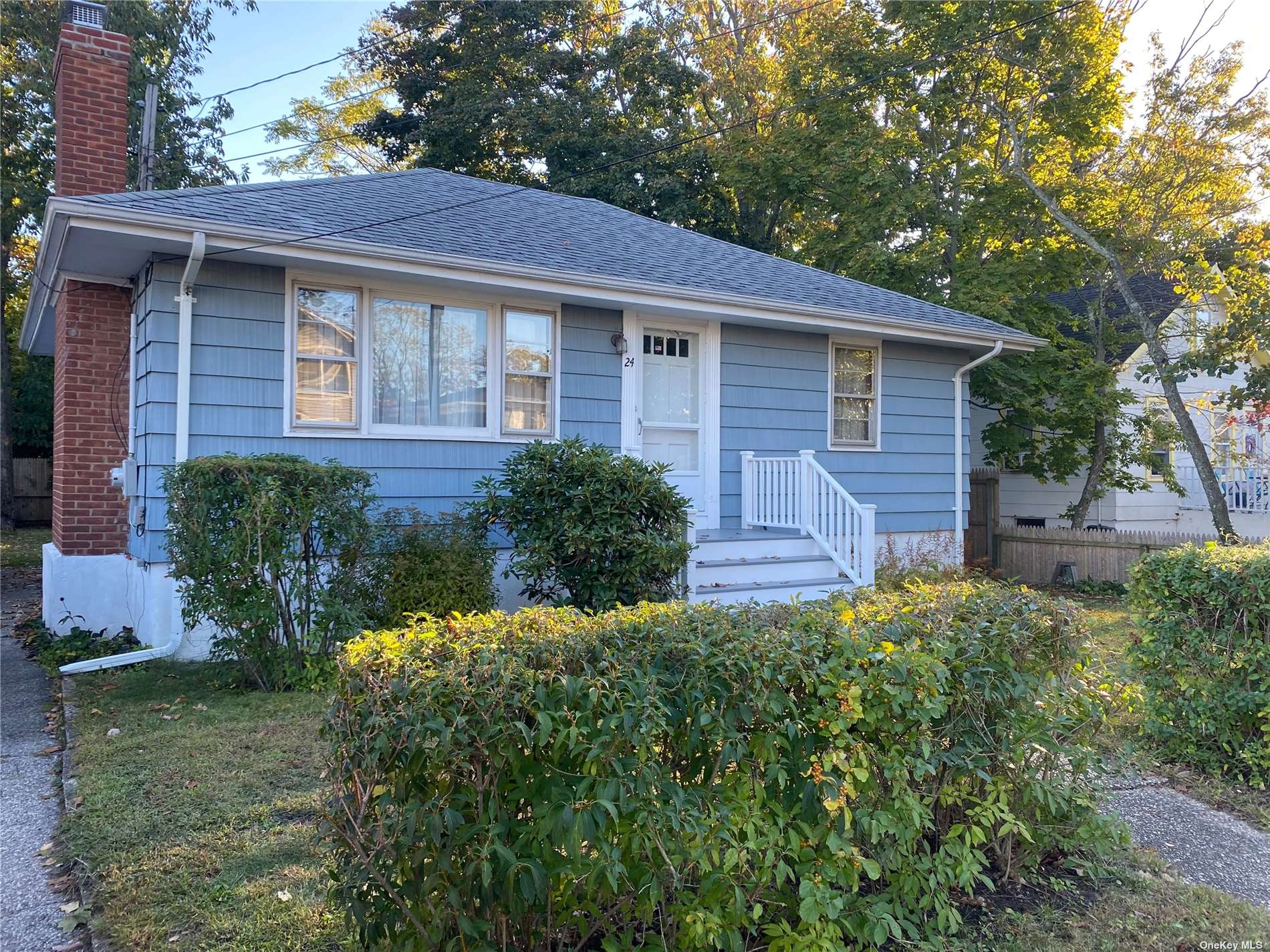 #1 photo, 24 1st Avenue, 長島 Bayville , NY 11709