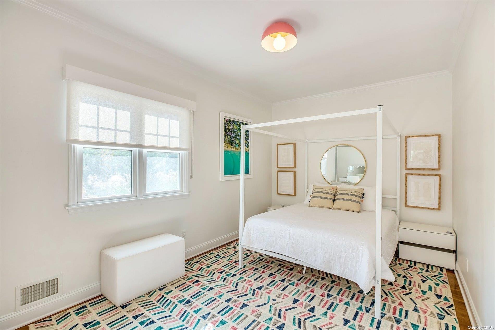 #11 photo, 25 Exchange, サフォーク郡 Westhampton Beach , NY 11978