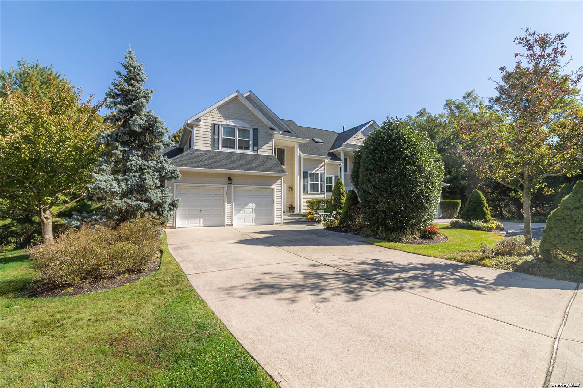 #1 photo, 30 Vantage Court, 東長島 Port Jefferson , NY 11777