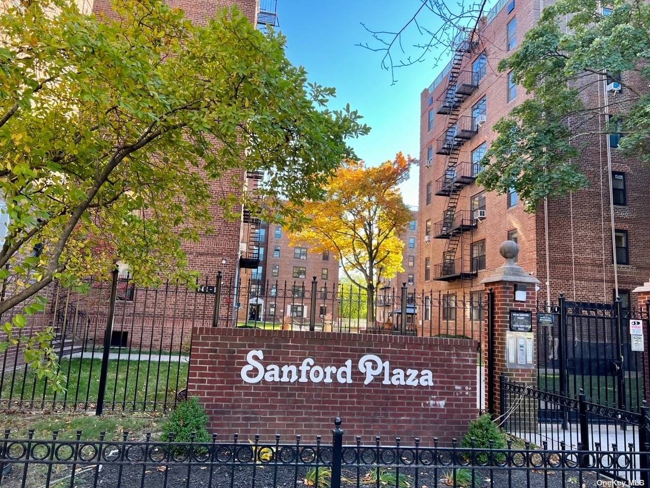 #1 photo, 144-58 Sanford Avenue, クイーンズ区 Flushing , NY 11355