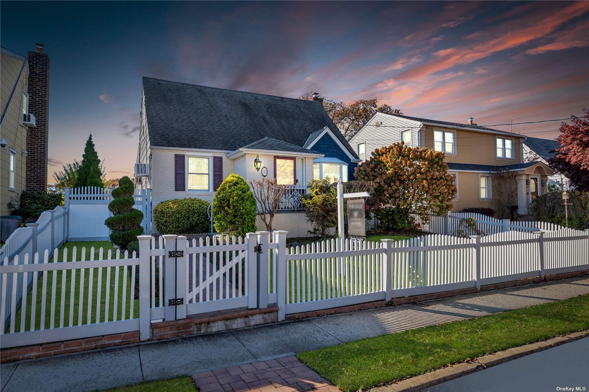 #1 photo, 33 Avalon Road, 長島 Hewlett , NY 11557