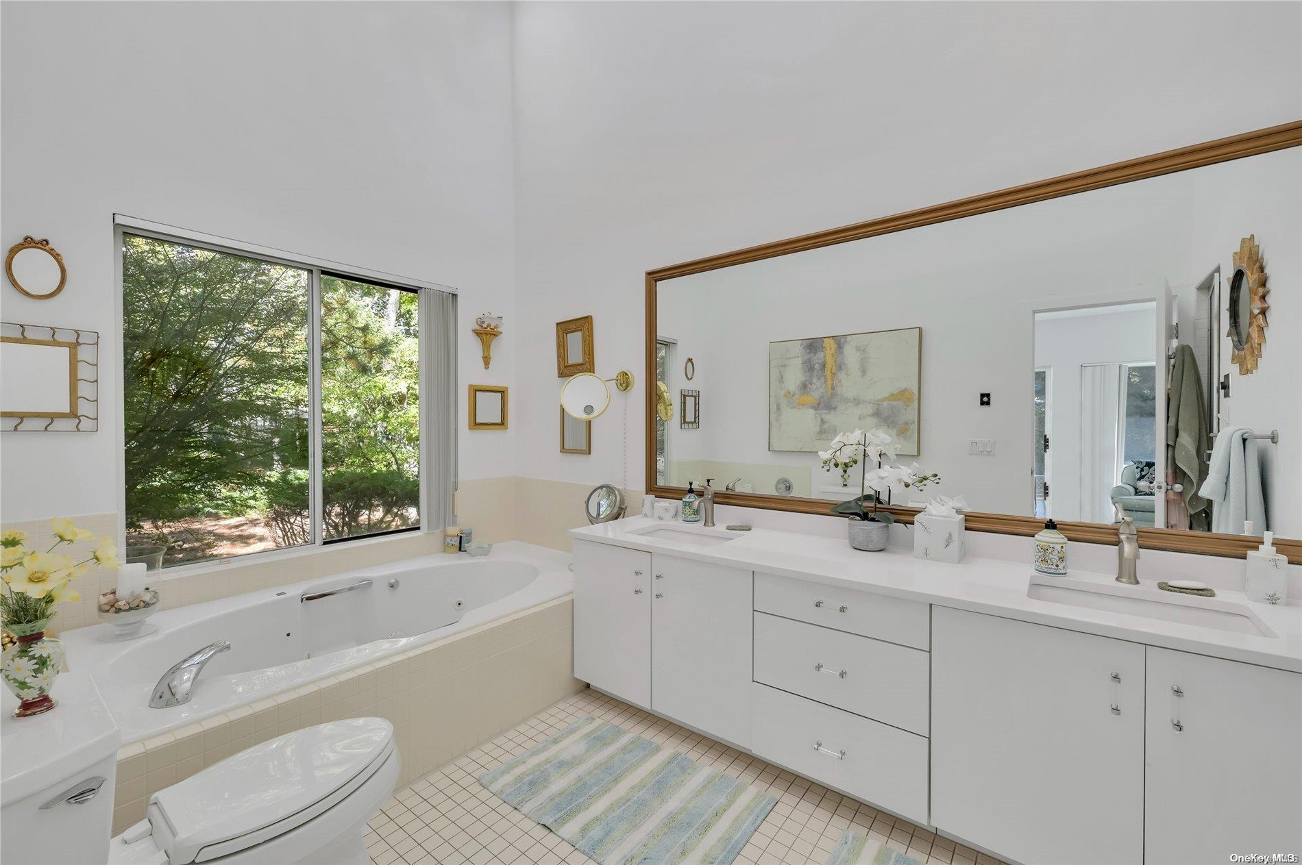 #12 photo, 1 Whippoorwill Lane, サフォーク郡 East Quogue , NY 11942