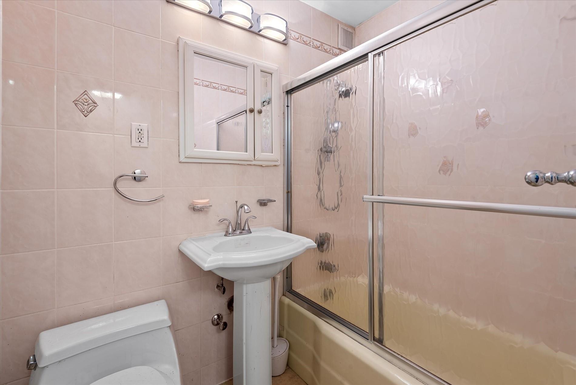 #13 photo, 102-30 66th Road, Forest Hills , NY 11375